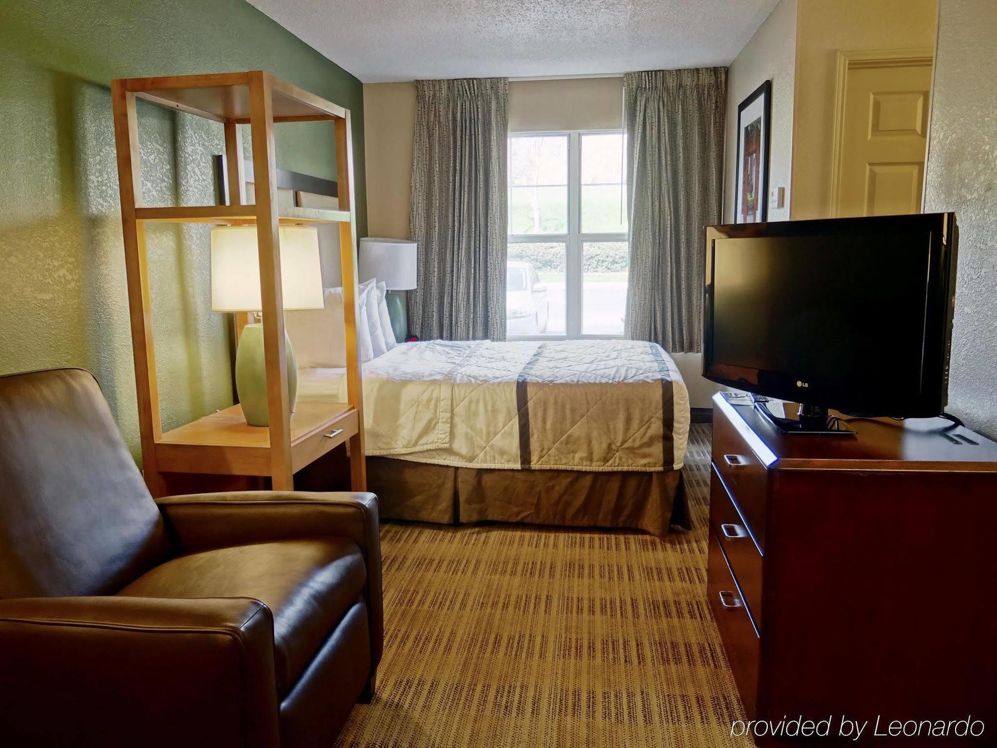 Extended Stay America Suites - Austin - Northwest Arboretum - The Domain Экстерьер фото