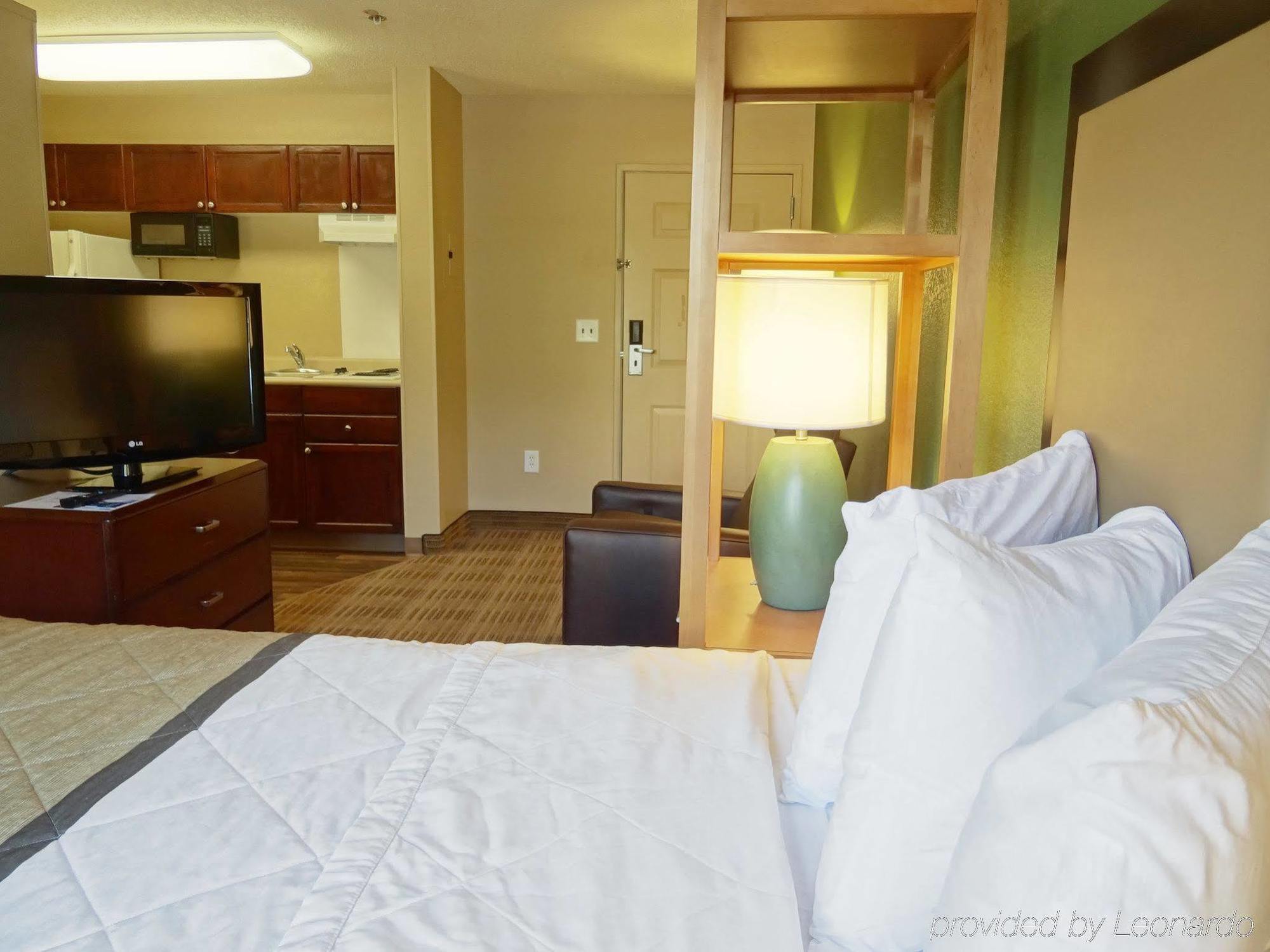 Extended Stay America Suites - Austin - Northwest Arboretum - The Domain Экстерьер фото