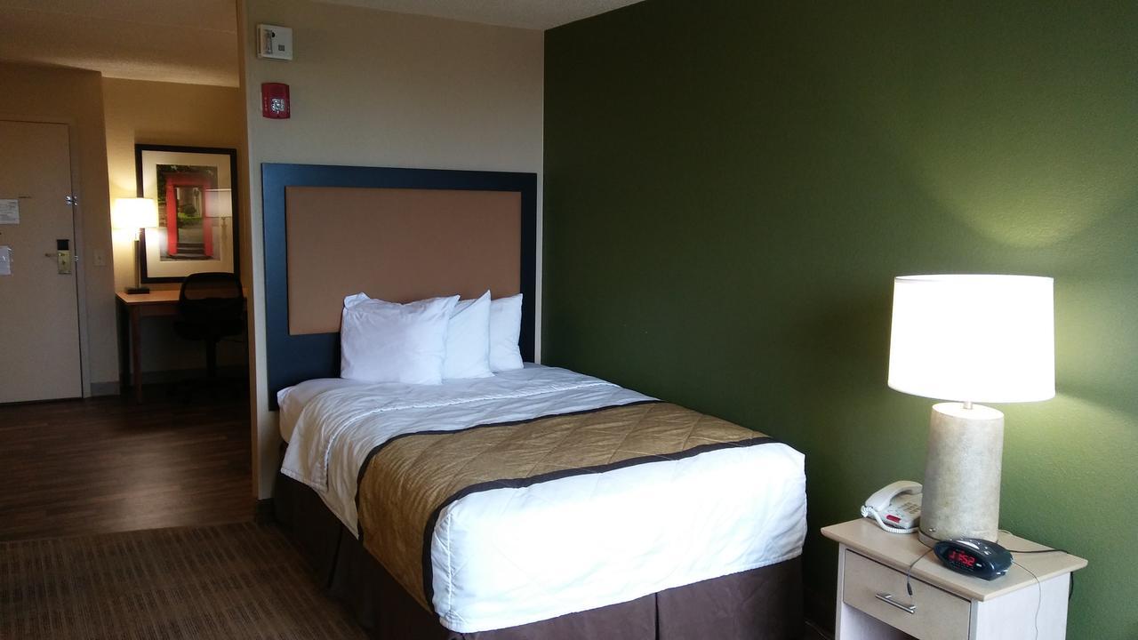 Extended Stay America Suites - Austin - Northwest Arboretum - The Domain Экстерьер фото