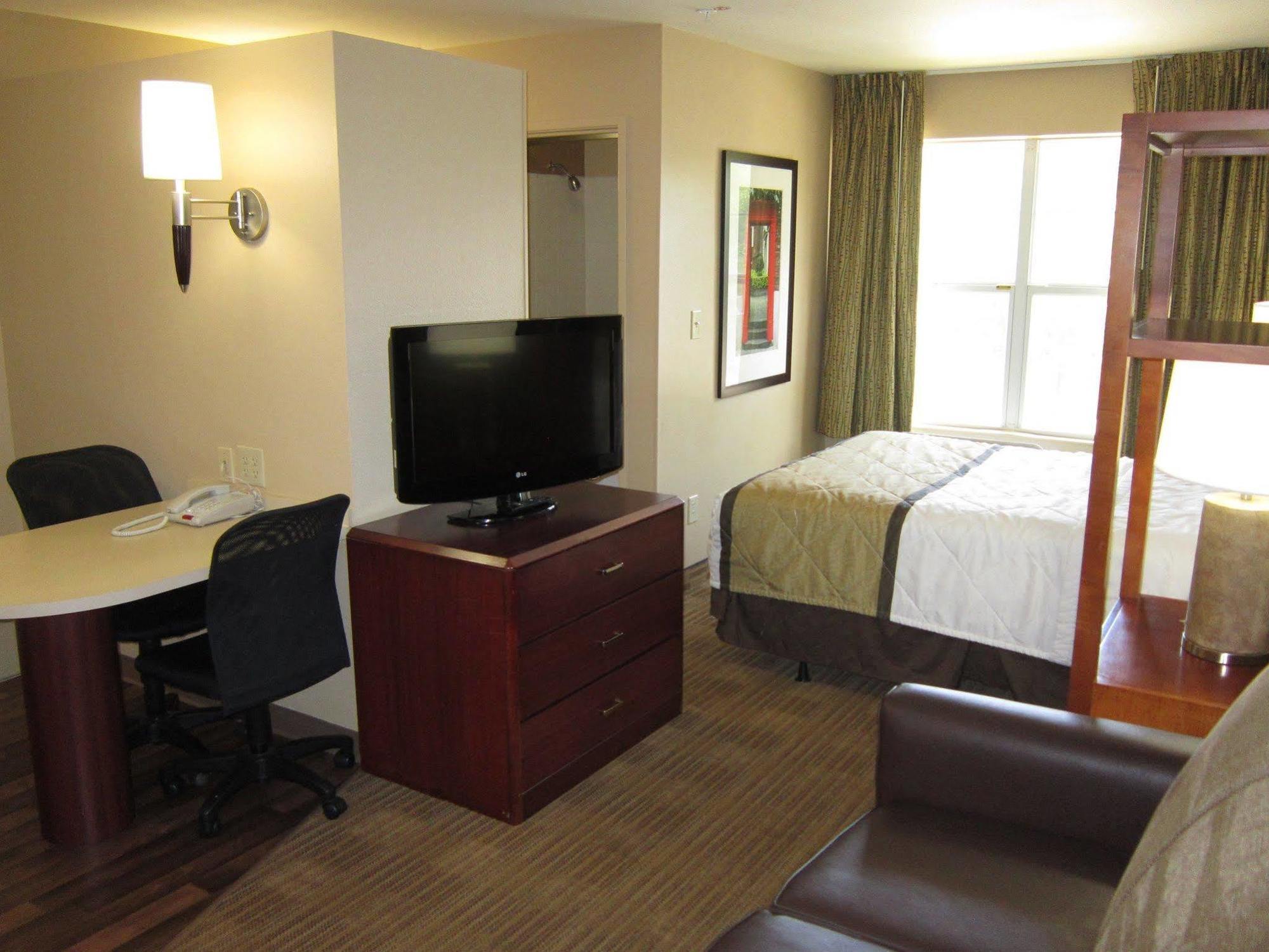 Extended Stay America Suites - Austin - Northwest Arboretum - The Domain Экстерьер фото